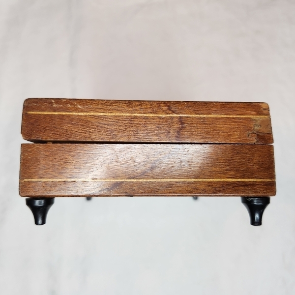 Antique Swiss Wood Music Box - Picture 6 of 11